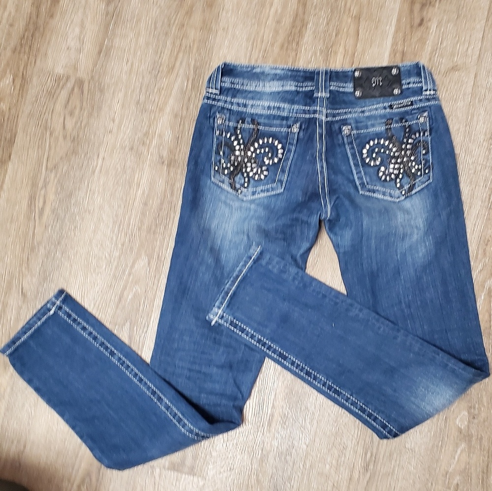 Miss Me Jean's size 27 skinny jeans